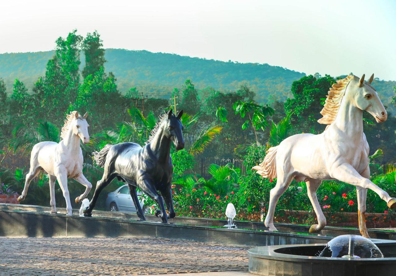 Regenta Resort Belagavi Luaran gambar