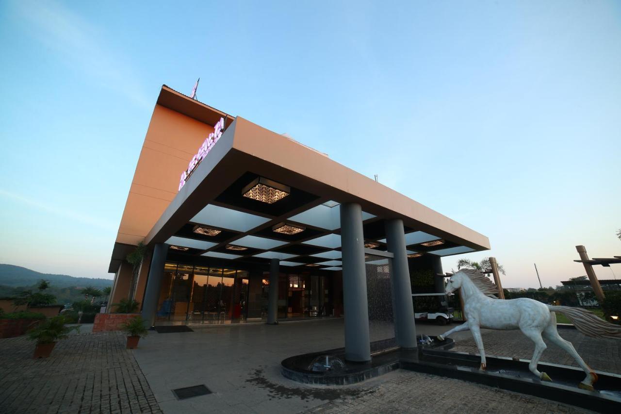 Regenta Resort Belagavi Luaran gambar